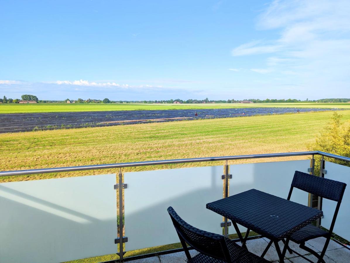 Moderne Landhaus-Ferienwohnung mit Balkon - Ferienwohnung Kempen