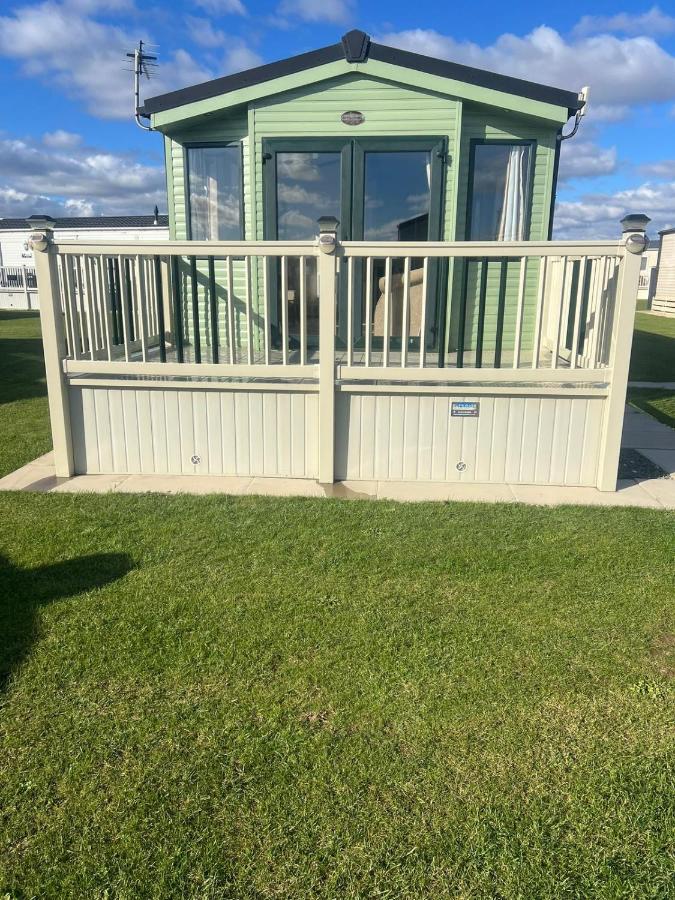 Golden Anchor 6 Berth Caravan, Chapel St Leonards, 22 Wild Flower Meadow - Chambres d’hôtes Chapel Saint Leonards