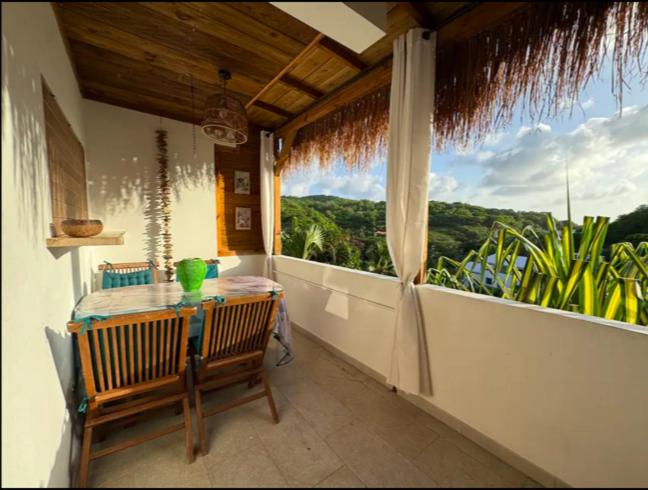 Aloès, T2 résidence Le Loys à Ste Anne - B&B Sainte-Anne