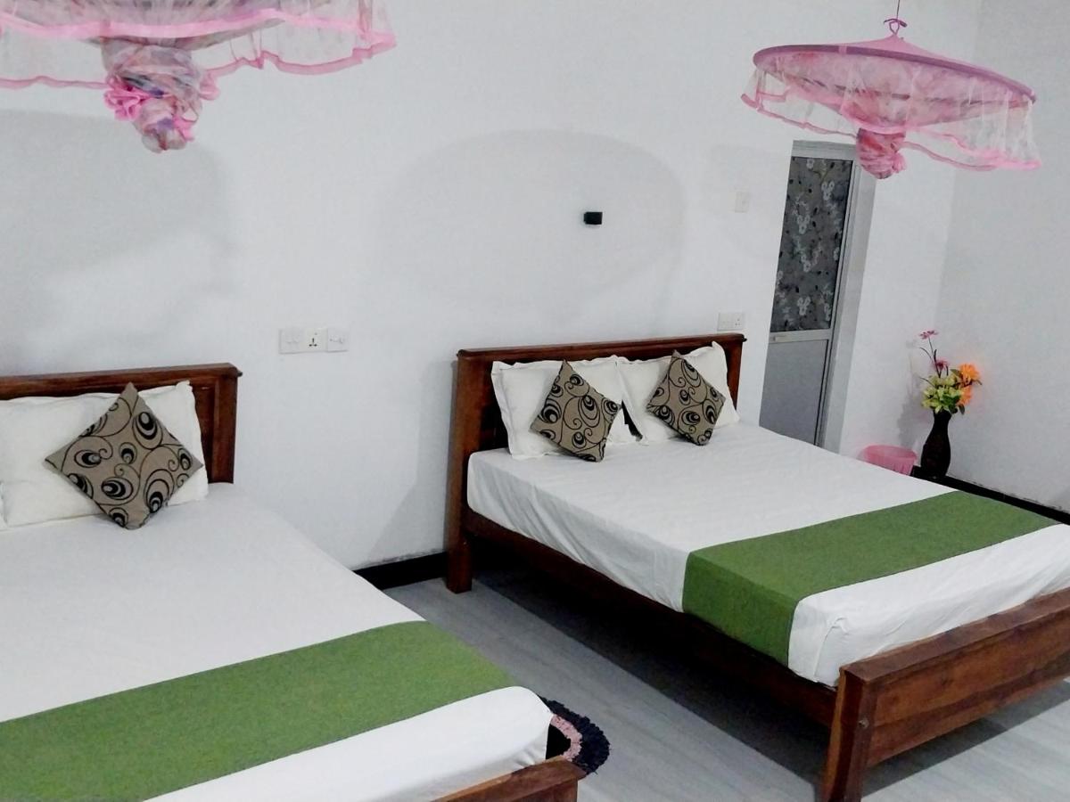 Habitación Familiar con vistas al jardín