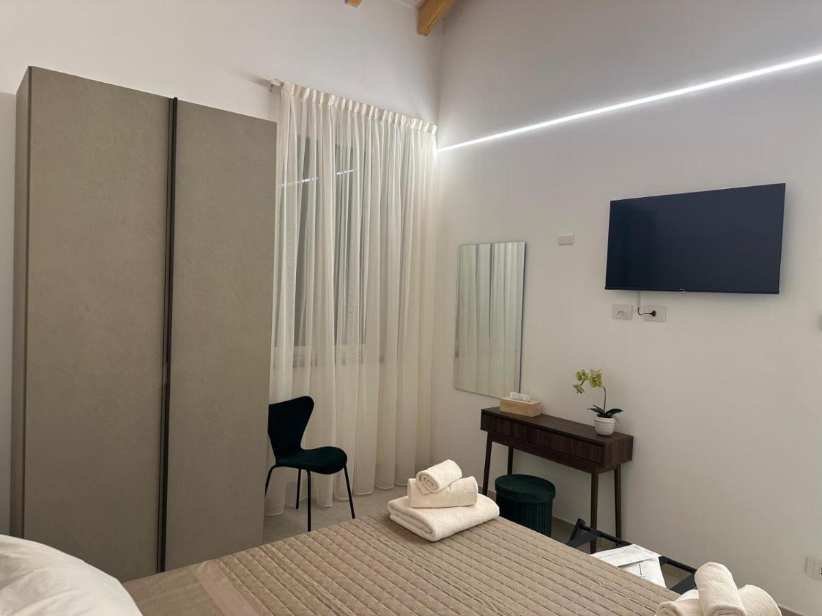 Two-Bedroom Deluxe Apartment