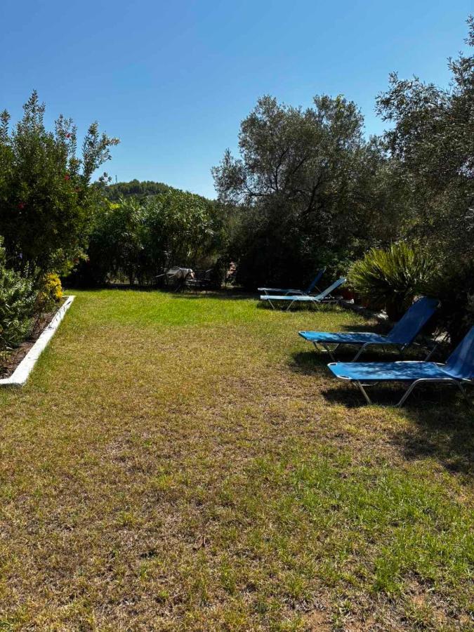 Voula Studio - Bed and Breakfast Koukounaries