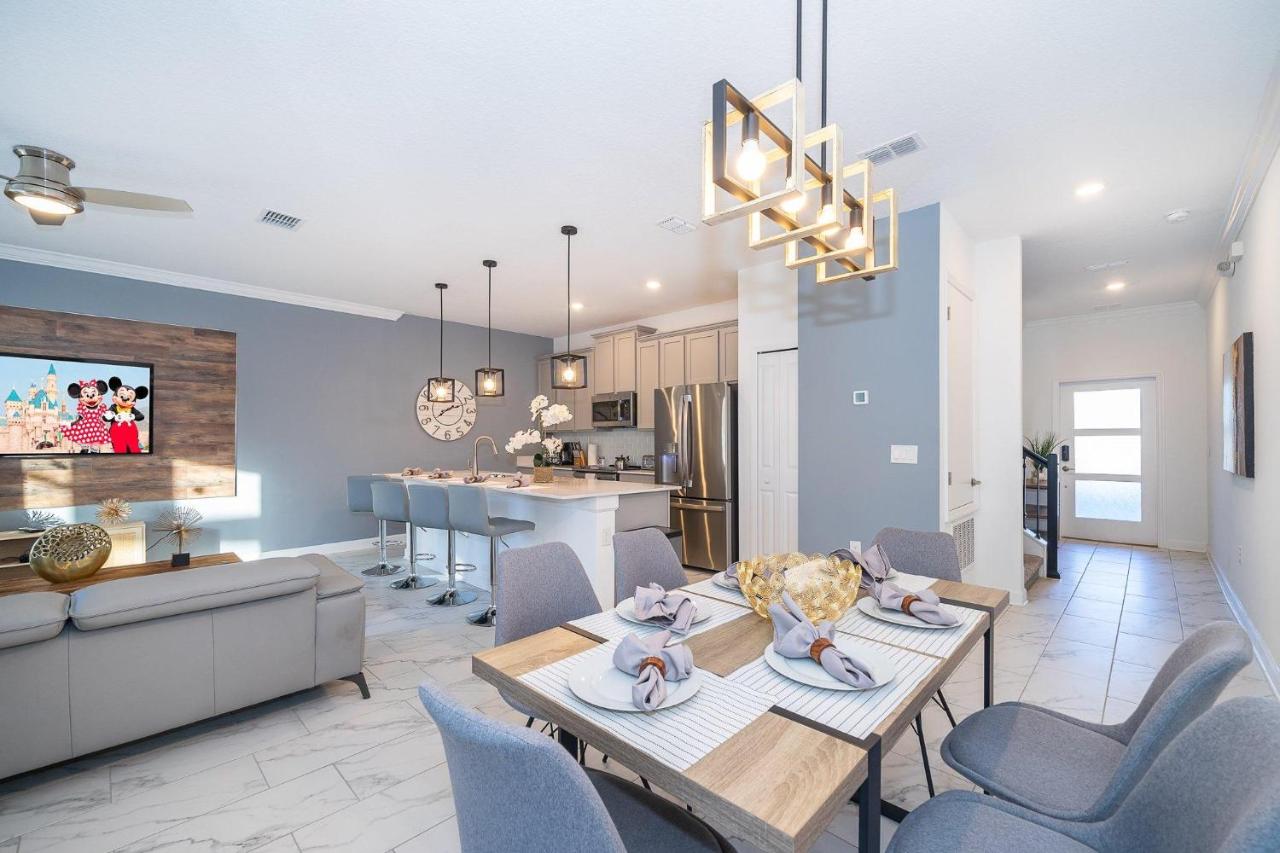 4220AA TOWNHOUSE 4 BEDROOM 3 BATHS + PRIVATE POOL - B&B Kissimmee