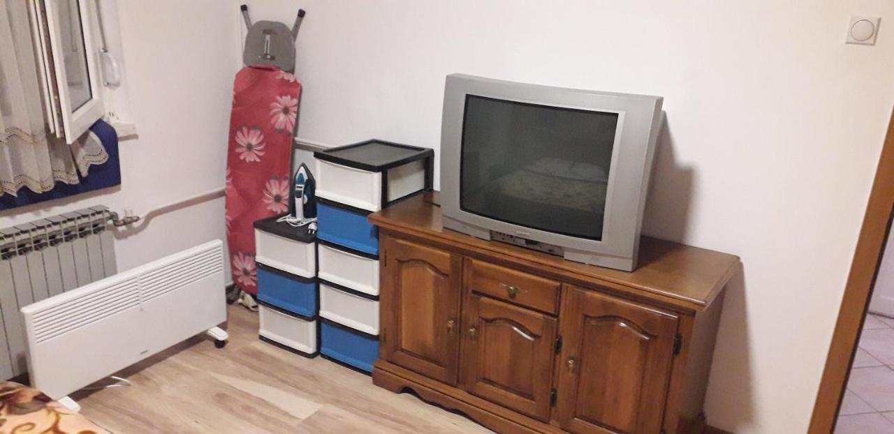 Apartman Iris - Ferienwohnung Brod