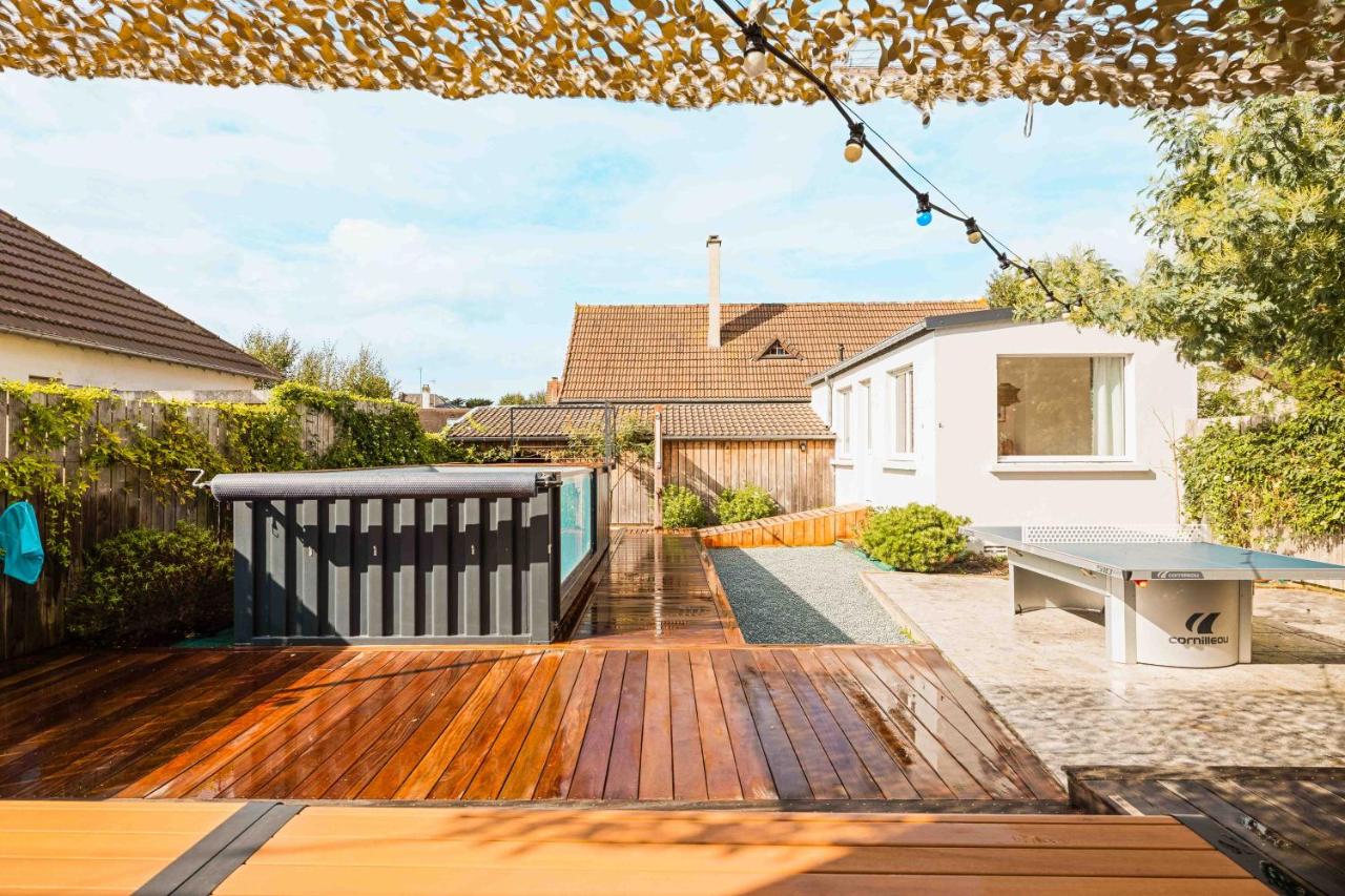 CHEZDAMDAM - la Villa du Thar - plage 300m piscine babyfoot arcade pingpong pétanque - Chambres d'hôtes Saint-Pair-sur-Mer