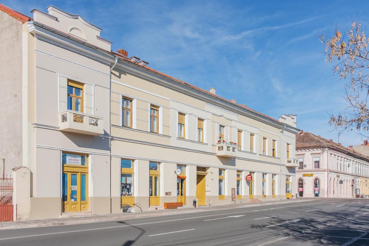 Central Park Apartments - Chambres d’hôtes Oradea