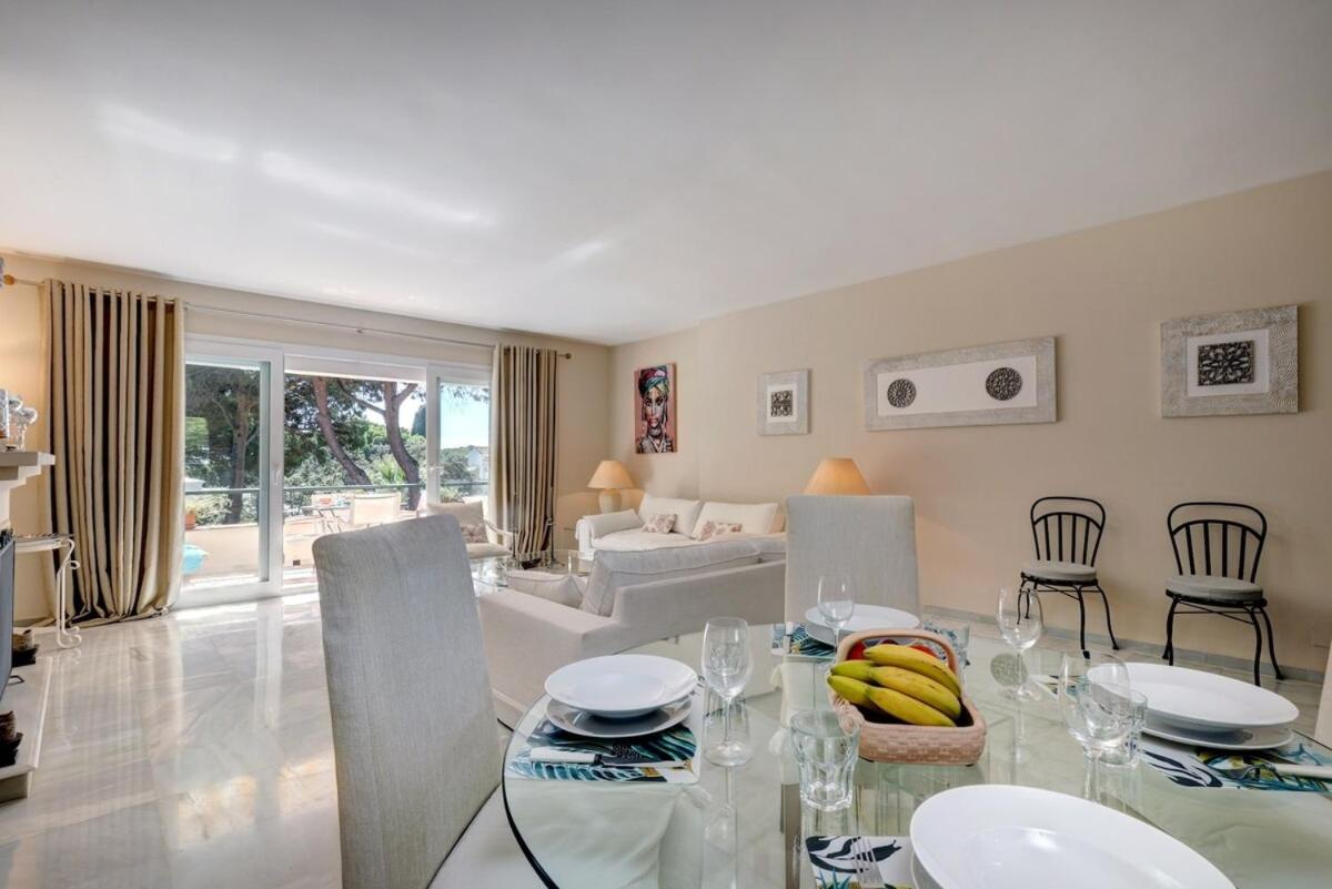 Elegant 2 Bedroom Penthouse in Serene Urb El Presidente RDR521 - Chambres d'hôtes Estepona