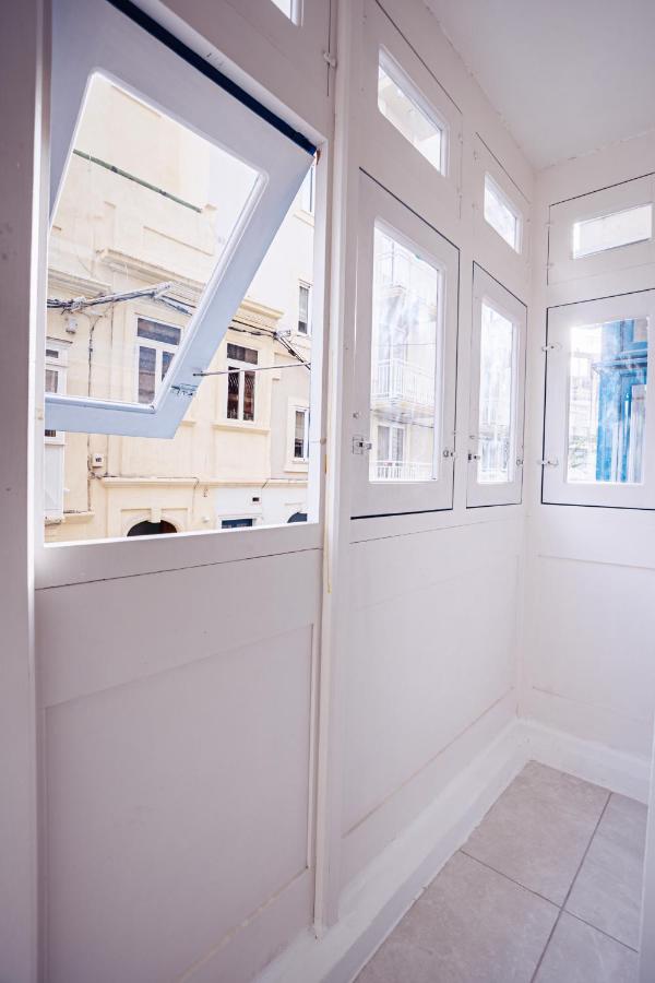 Appartement met 2 Slaapkamers en Balkon