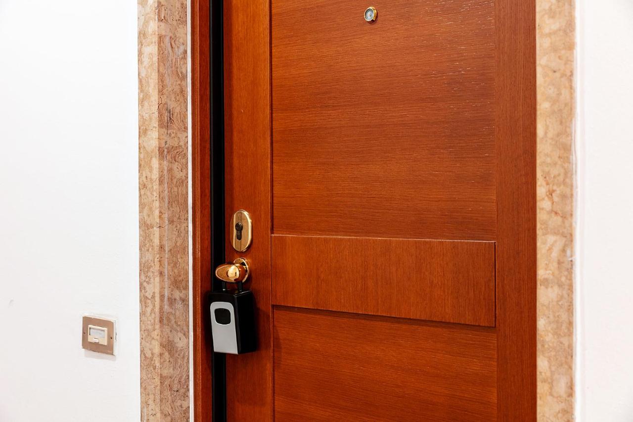 De Homes - Appartamento Con vista su Porta Nuova vicino alla Metro - B&B Milano