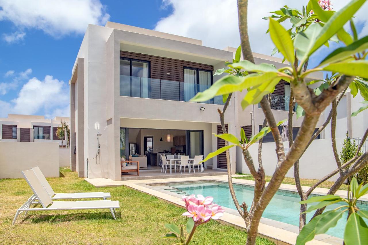 Serenity Pool Villa at Azuri - Ferienwohnung Roches Noire