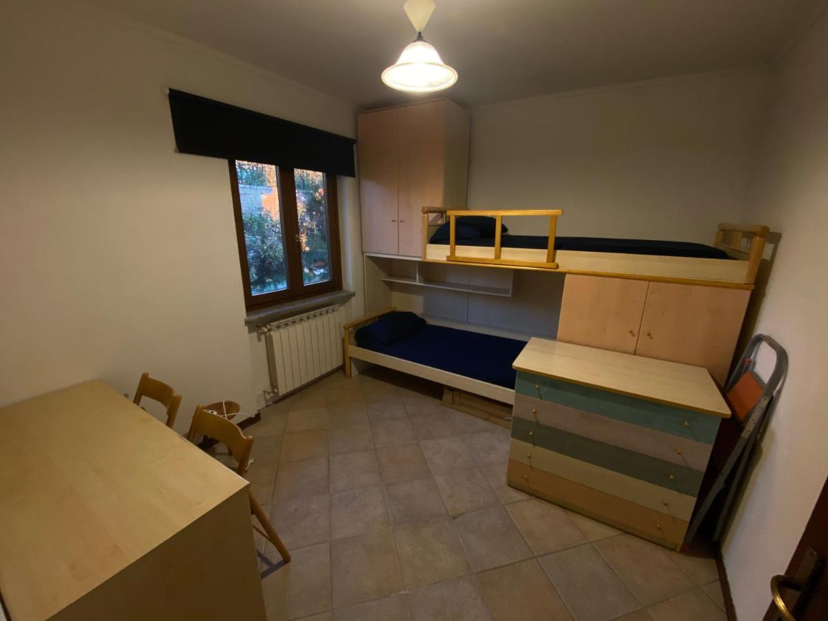 Bunk Bed in Mixed Dormitory Room