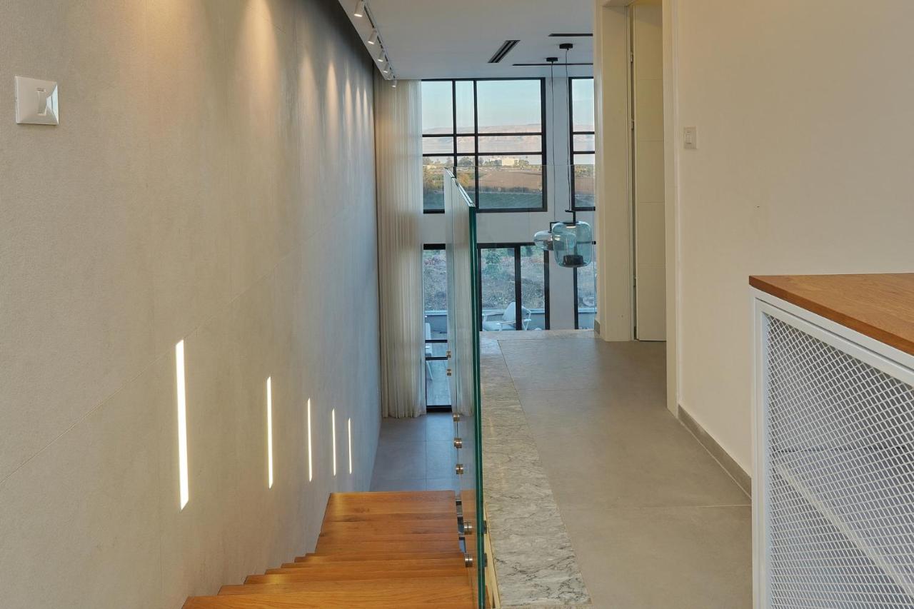 Levication Villa - Private Pool - Lakefront Migdal - B&B Migdal