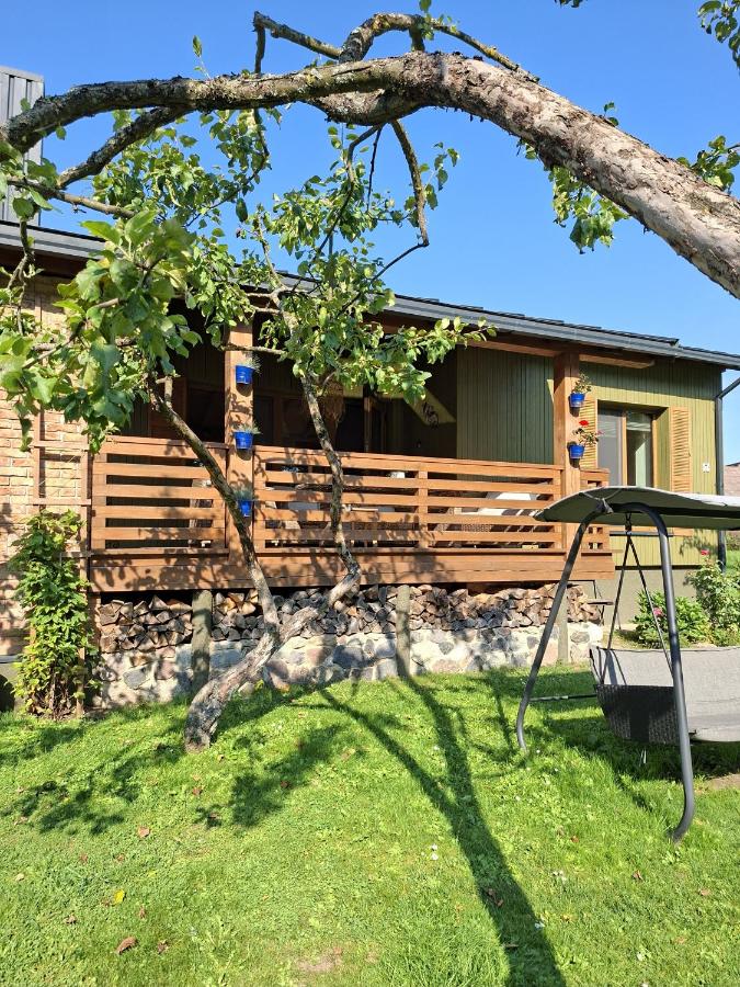 Sodyba jūsų poilsiui ant ežero kranto - Bed and Breakfast Giedraičiai