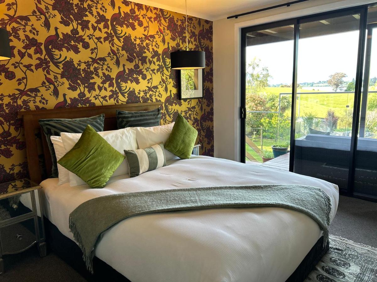 Incredible mountain & sea views - Ferienwohnung Mapua