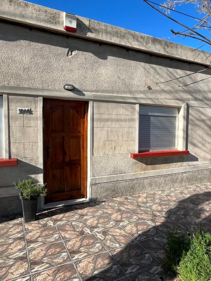 Casa, gran parrillero a pocos minutos de sitios turísticos - B&B Minas