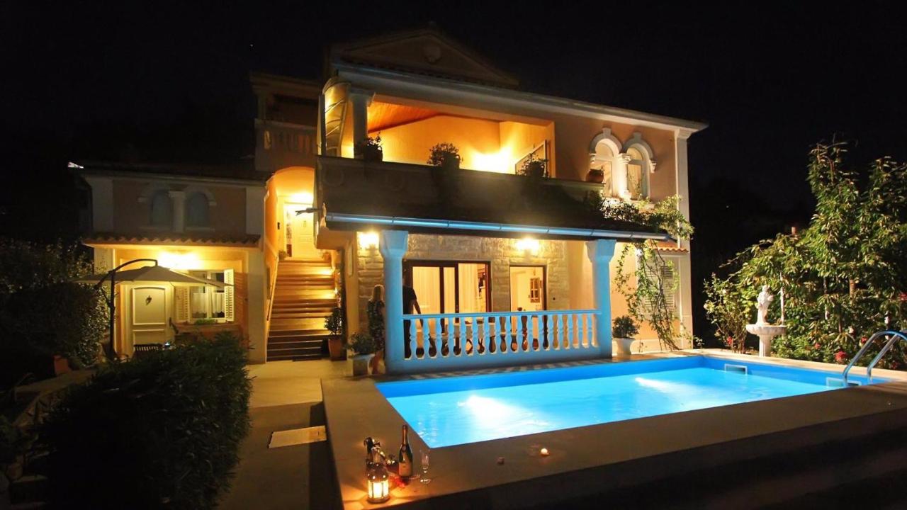 Apartments in Lovran 15143 - B&B Lovran