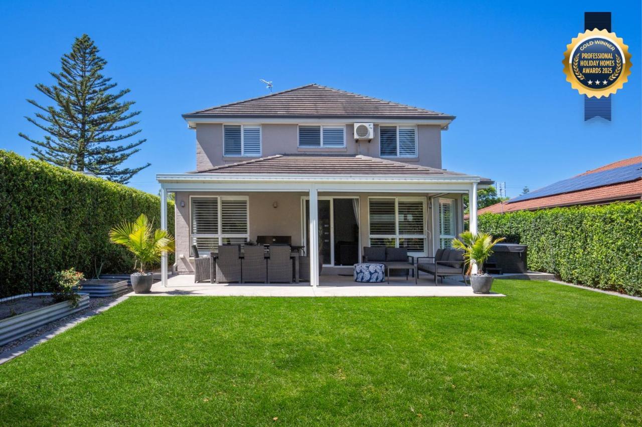 Bluewater Jervis Bay - Pet Friendly Luxury with Spa - 5 Mins Walk to Beach - B&B Callala Beach