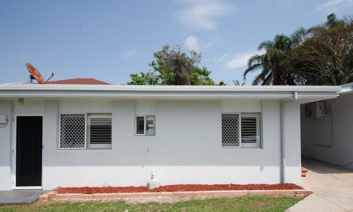 Cove at Redcliffe - Modern Coastal Hideaway - B&B Redcliffe