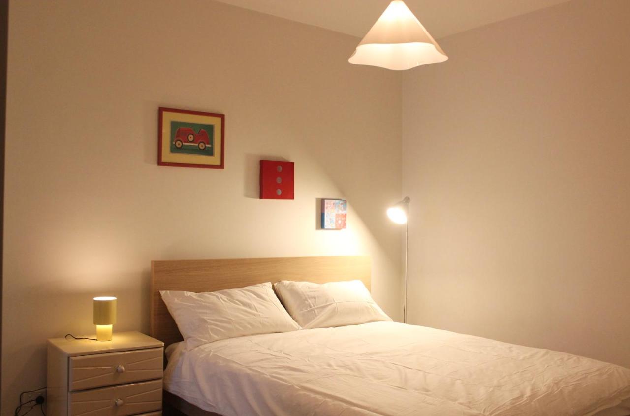 Stylish & Spacious 2BR Apt, Queen Vic Market & CBD - B&B Melbourne