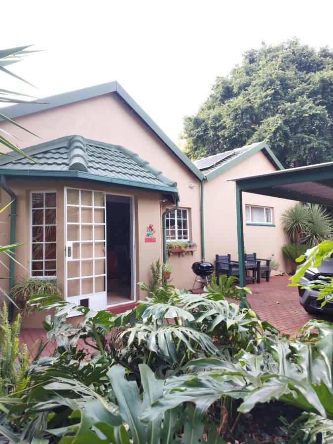 Lily's Inn - B&B Centurion