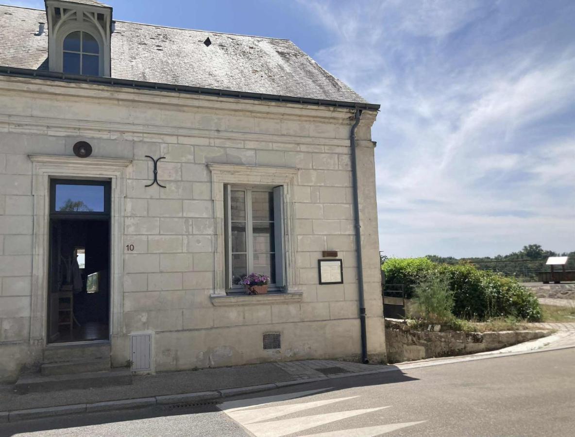 Chambres privées au dessus du restaurant Nuances - B&B La Chapelle-sur-Loire