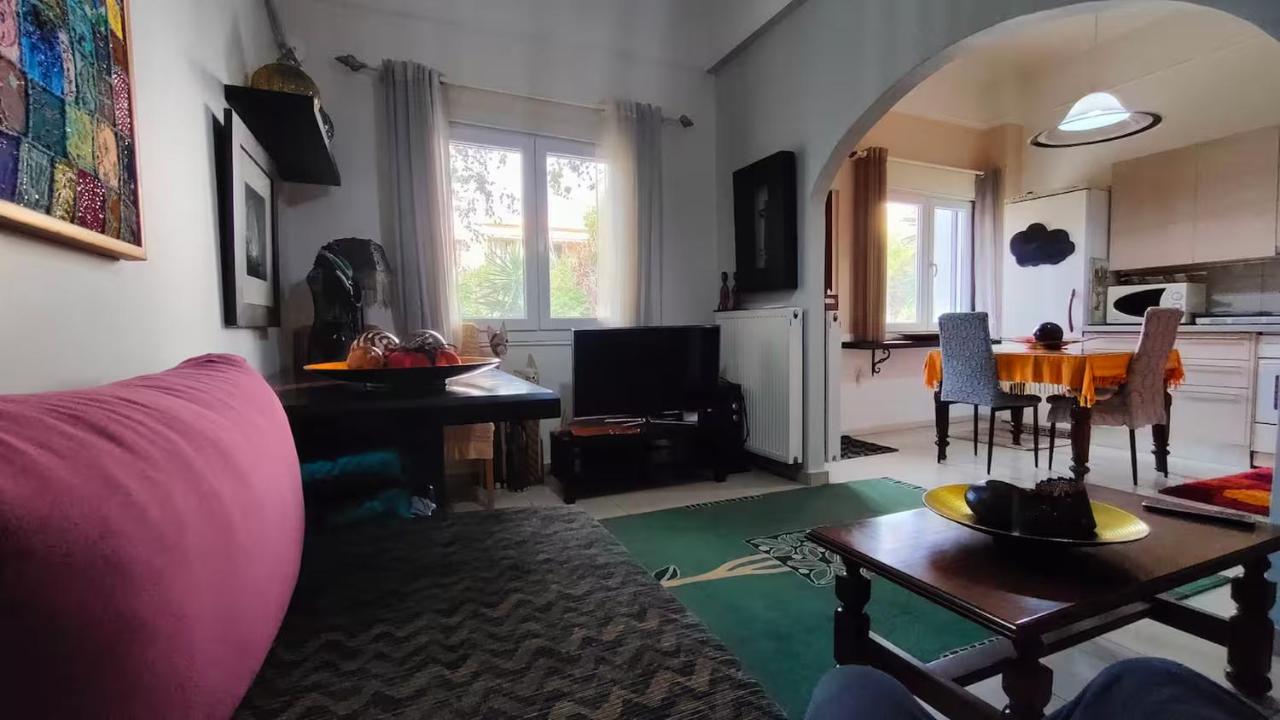 Long-Stay Family & Work Oasis -20 min to Center & Sea - Ferienwohnung Piräus