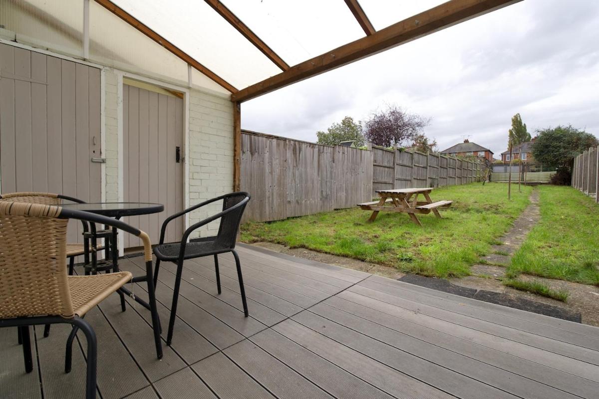 Whitley House - Stylish 3 Bedroom Home near Coventry City Centre - B&B Coventry