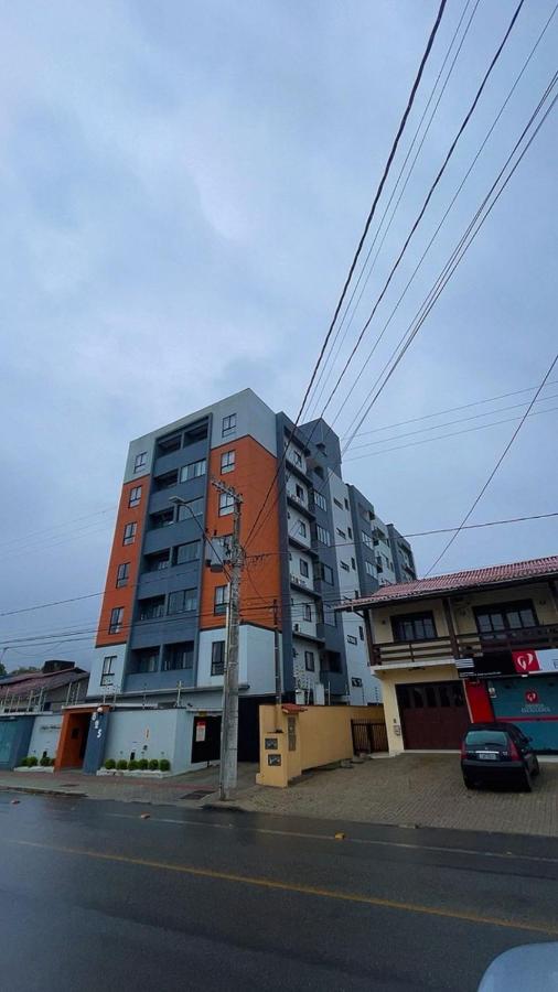 Apartamento Modernizado - B&B Joinville