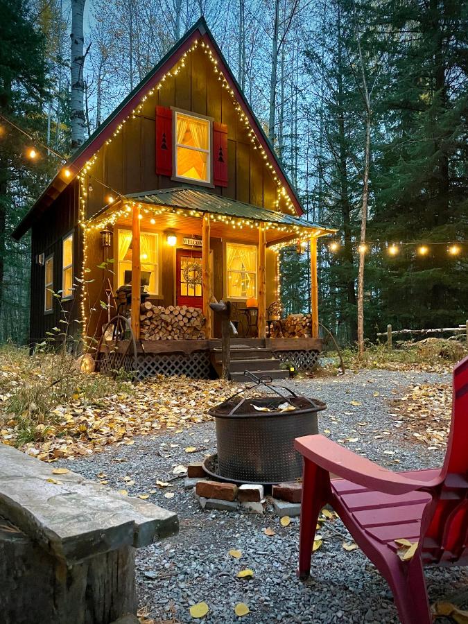 Kataluma Inn, Sandpoint, Idaho - Entire Cozy Cabin, Pet Friendly - B&B Sandpoint