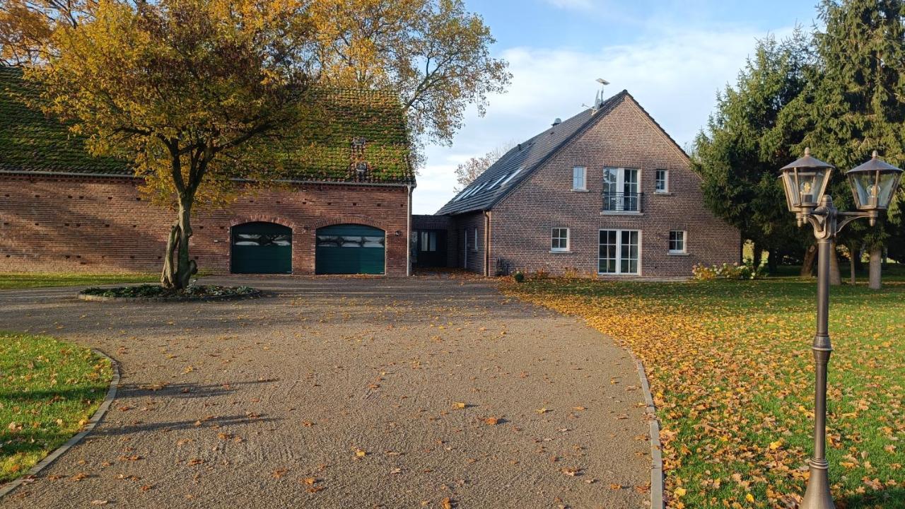 Ferienwohnung Coproyshof am See in Wesel am Niederrhein 5 Sterne DTV-Klassifizierung 6 Personen - B&B Wesel