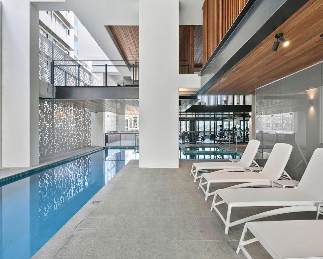 Prime 2BR Location Pool Parking BCT 1004 - B&B Brisbane