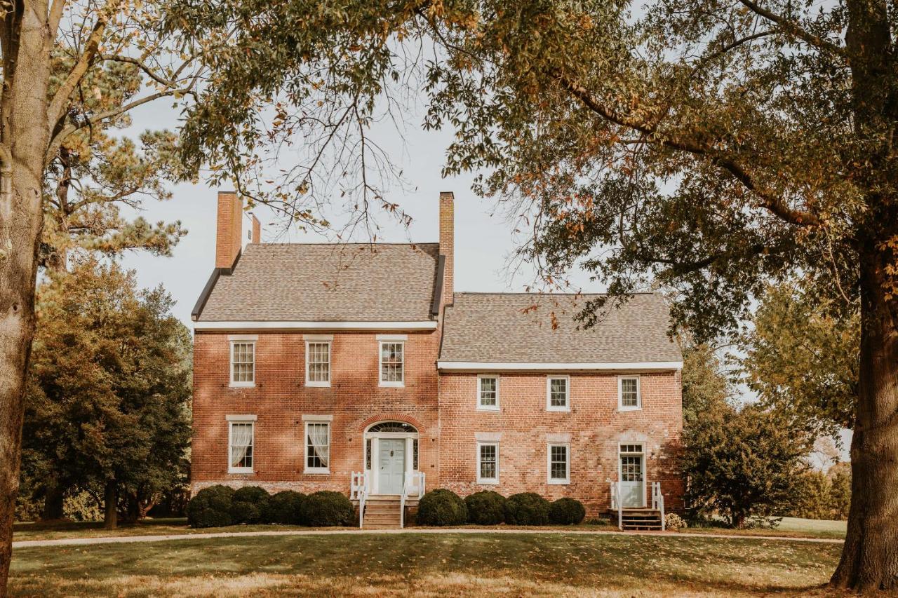 Lansdowne Manor - B&B Centreville