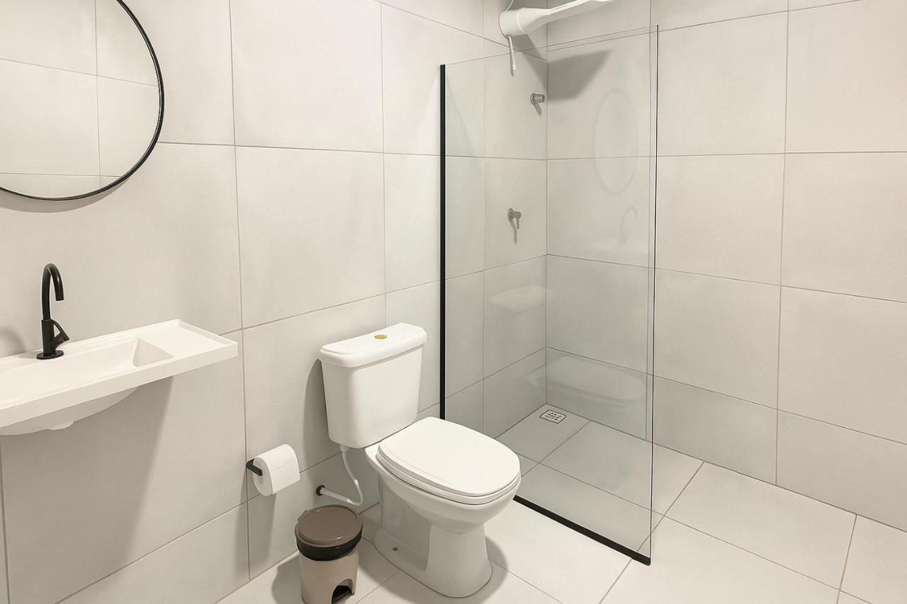 Habitación con cama grande 