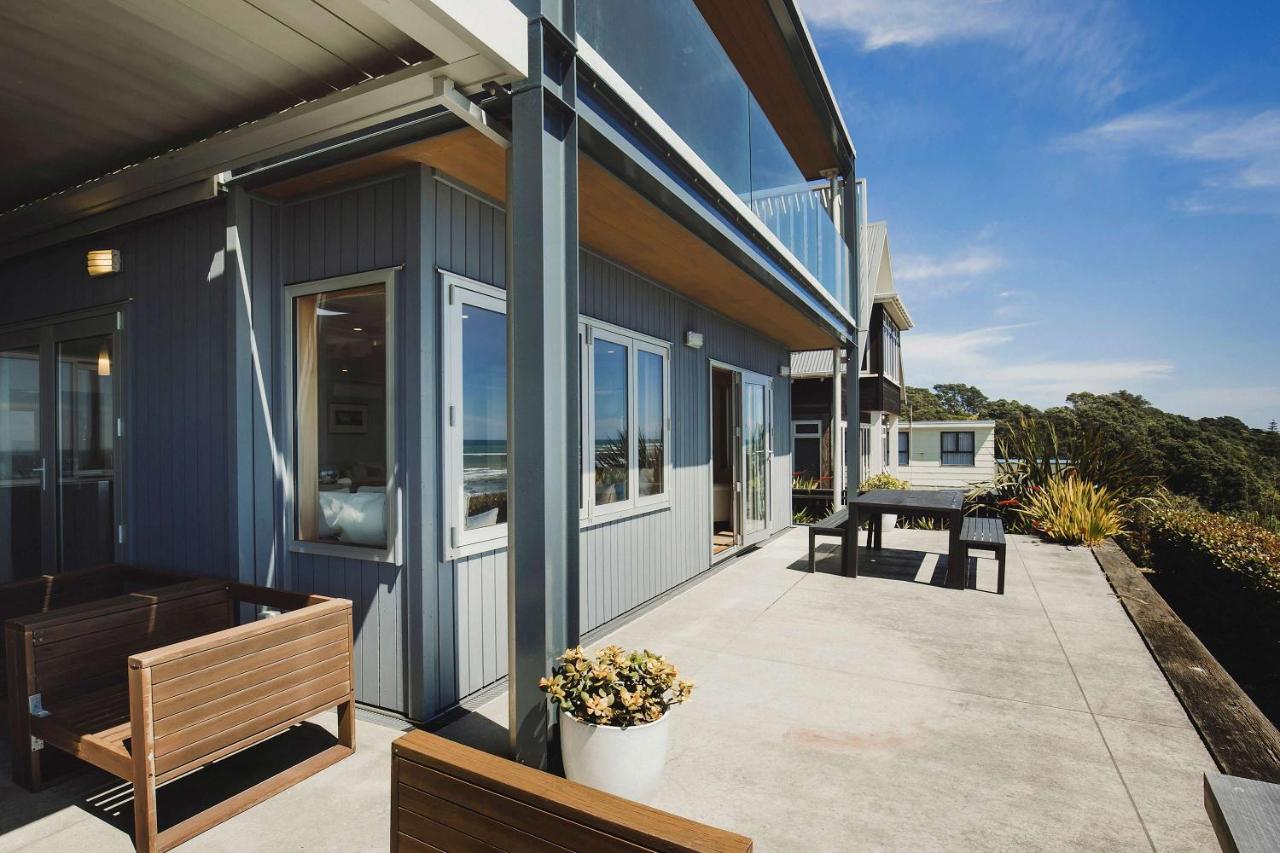 Clifftops - oceanfront retreat in Oakura Beach - B&B Oakura