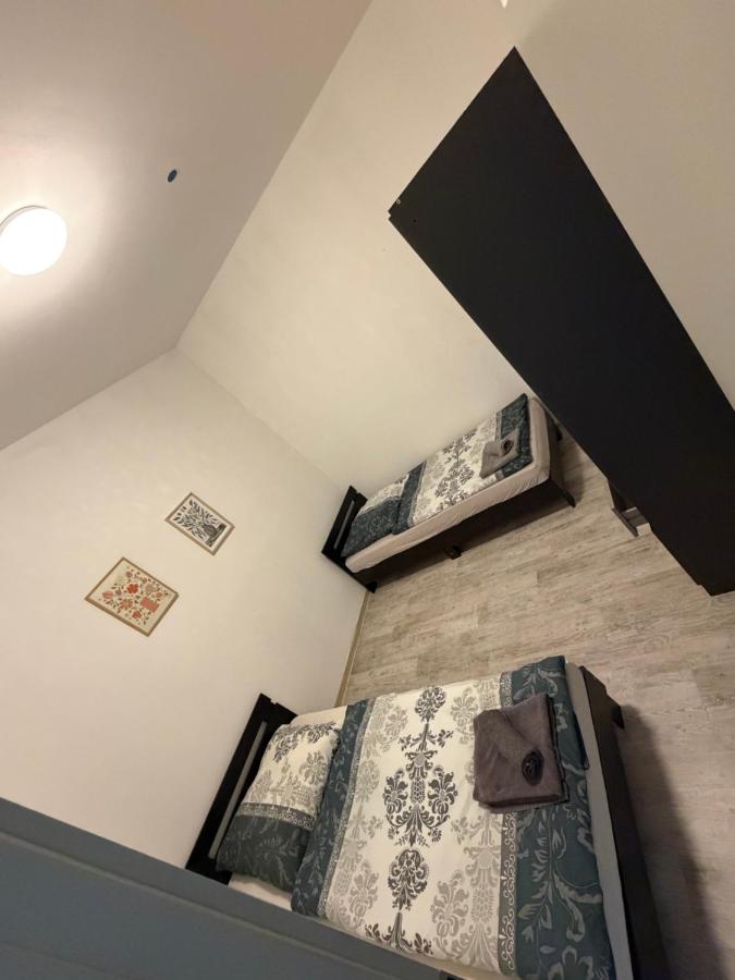 Appartamento con 2 Camere da Letto