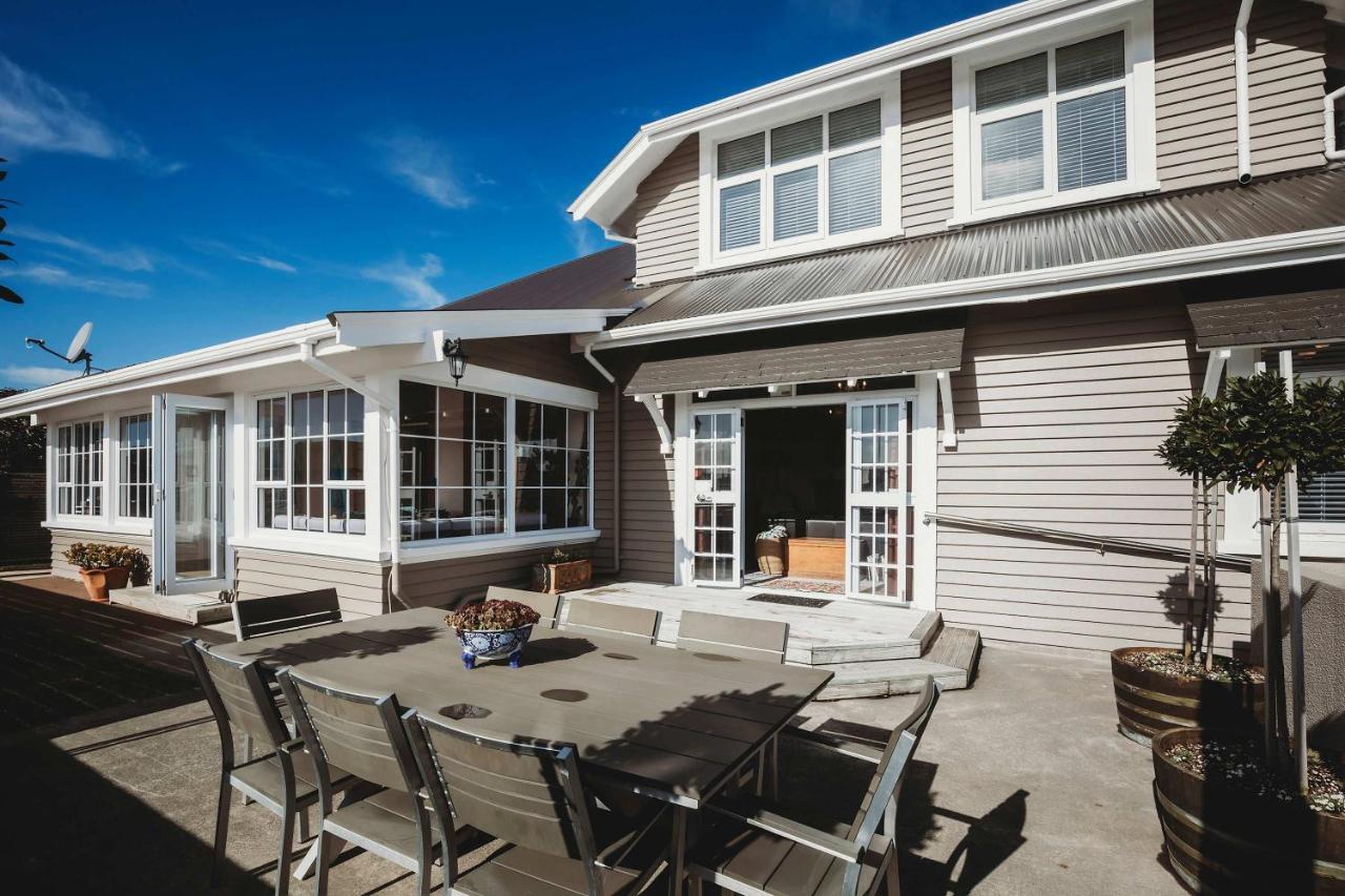 Timata Ora - 7BR family home in prime location - B&B New Plymouth