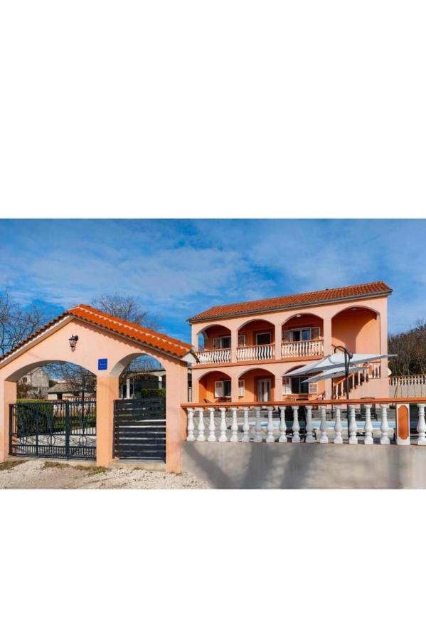 Kuća za odmor Maris - Bed and Breakfast Posedarje