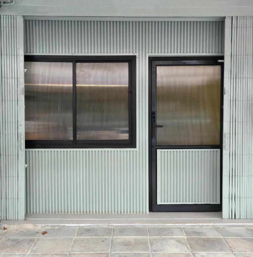 Obahomu Vacation House for 4-8 pax, 5 min walk to Icon Siam - B&B Bangkok