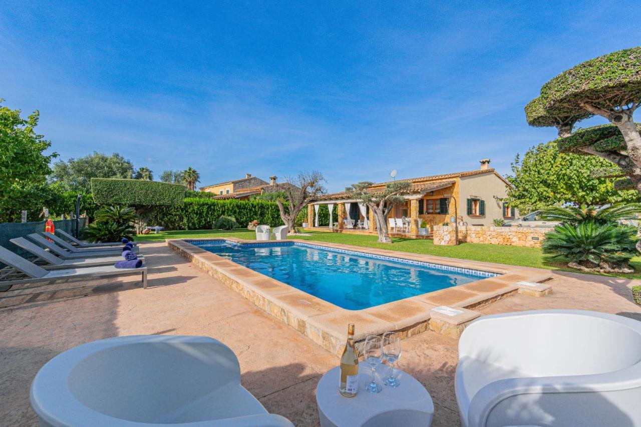 Villa Hortet den Joan By home villas 360 - Bed and Breakfast Alcúdia