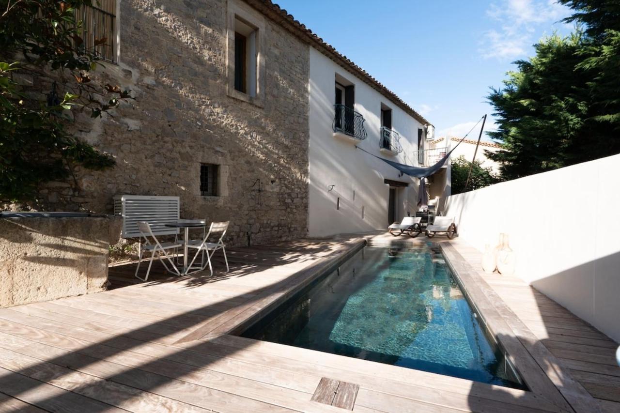 Bardelours 4 - Charming villa with private pool - 6 bedrooms - B&B Saint-Bauzille-de-Montmel