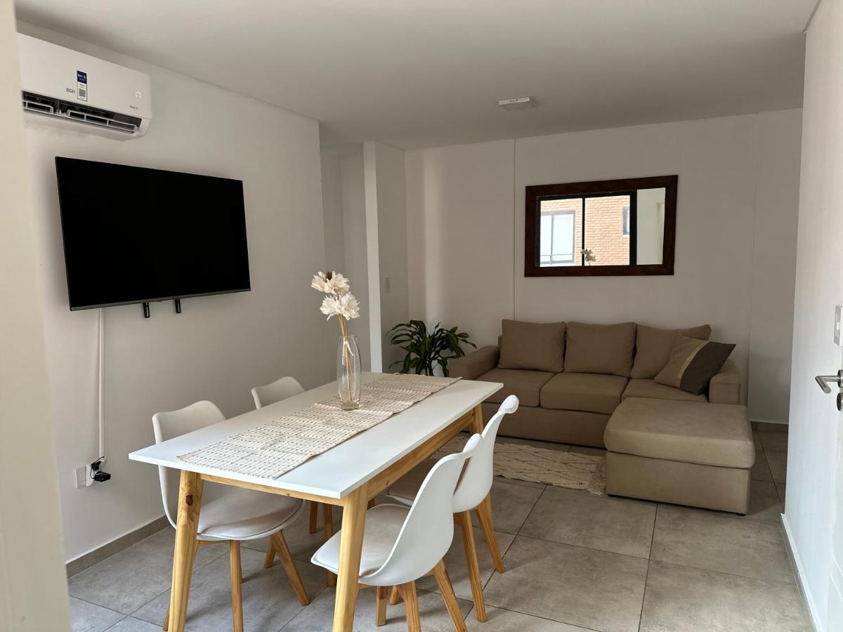 NUEVO a 3 cuadras del shopping Patio Olmos con ASADOR y terraza amoblada - Ferienwohnung Córdoba