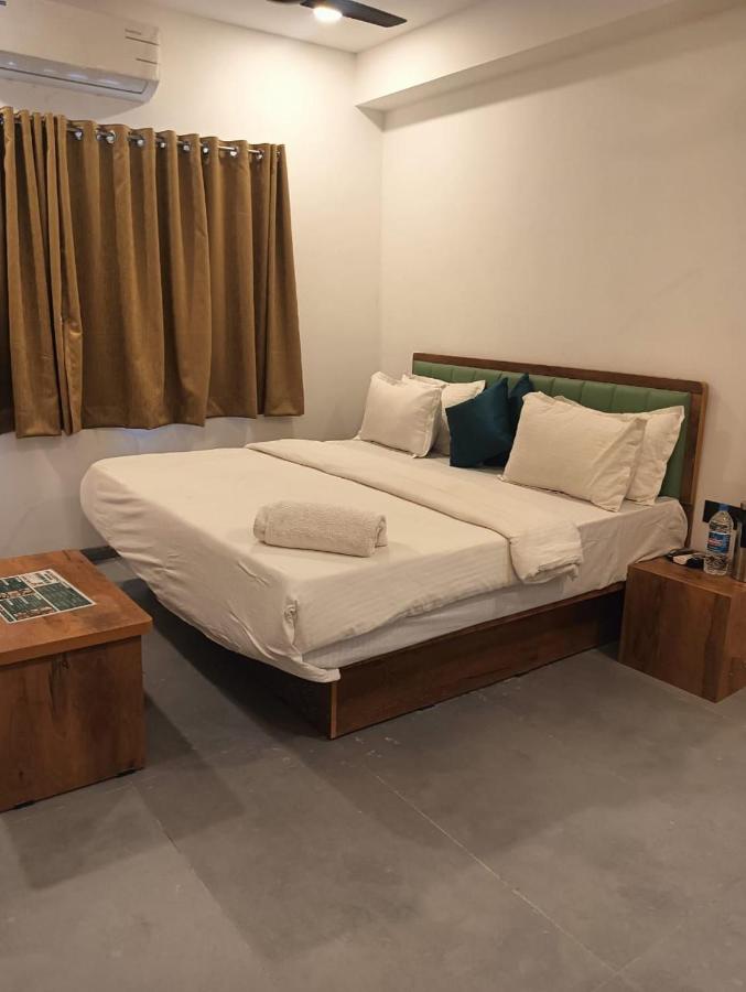Hotel Vatika Inn