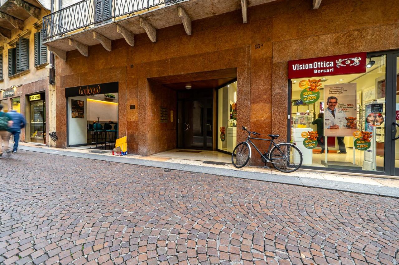 Casa Carlotta Porta Borsari - B&B Verona