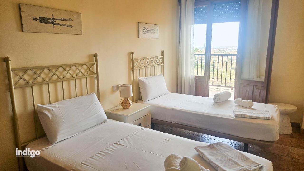 Apartamento con vistas y balcón