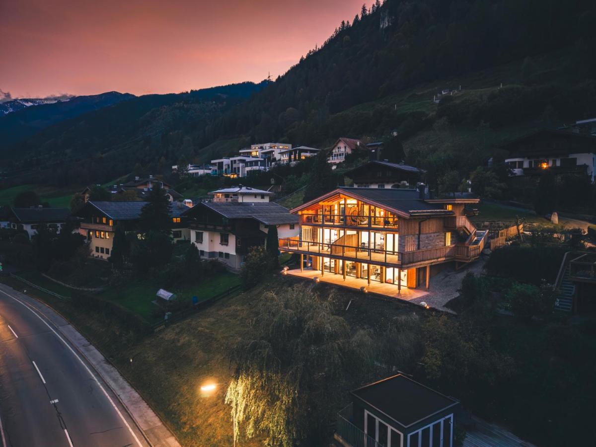 Tauernflair Premium Suites Casa Verde - Chambres d'hôtes Bruck an der Grossglocknerstrasse