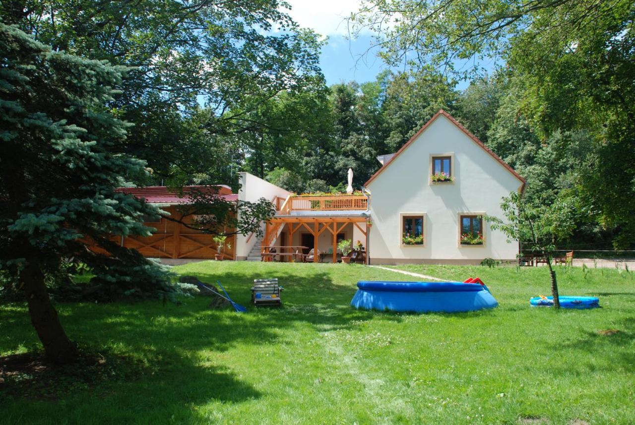 Penzion Stáj Návary - Ferienwohnung