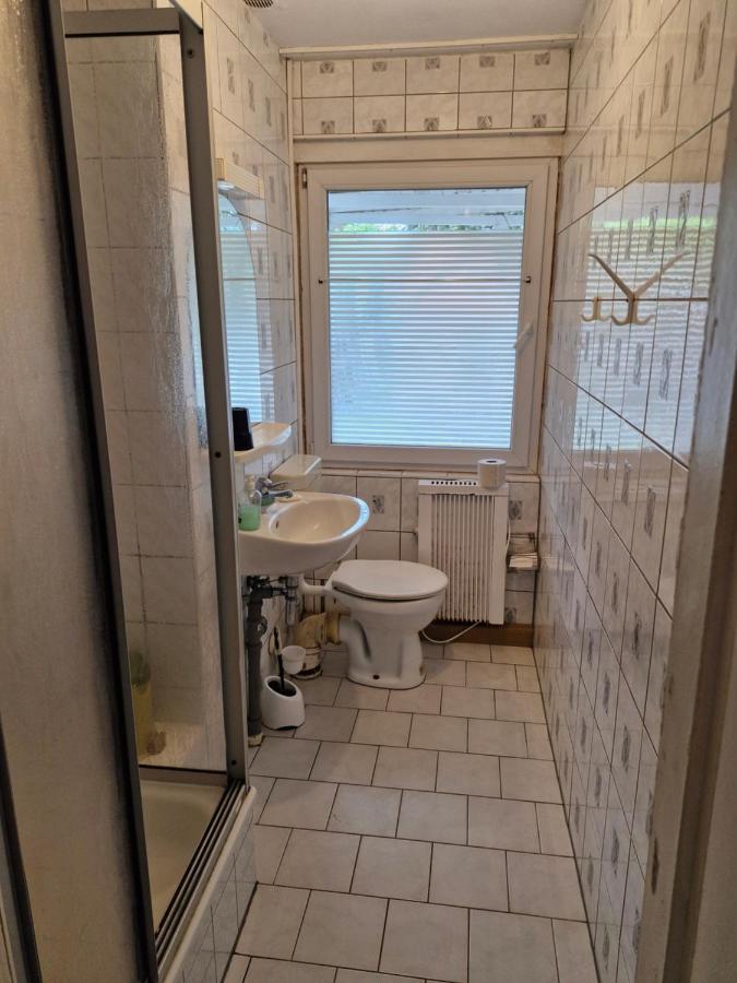 Bungalow 2 - 4-Raum-Wohnung mit Küche und 2 WC Duschen in Ohrdruf-Crawinkel - B&B Ohrdruf