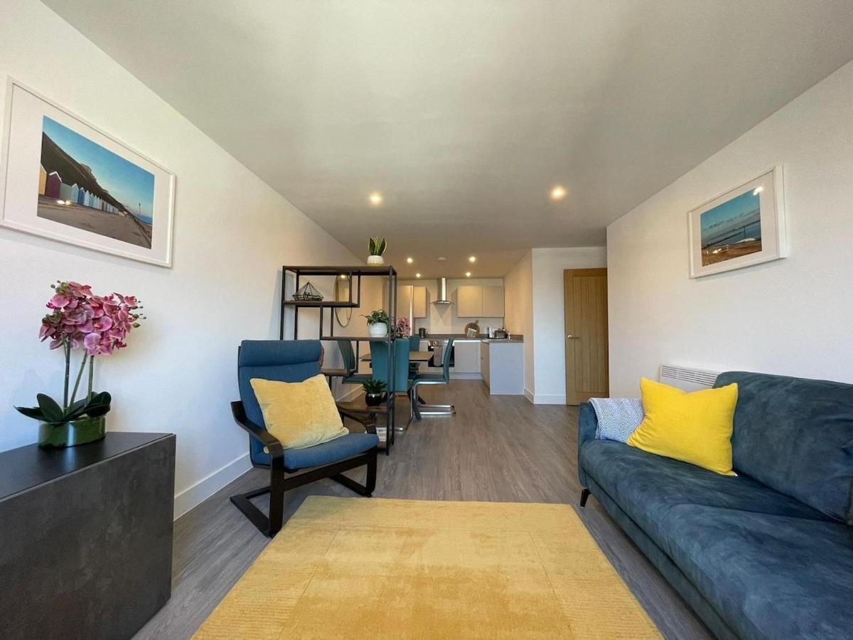 THE SANDY NOOK by BOURNECOAST - A Modern Flat Near the Sandy Beaches - FM10680 - B&B Bournemouth