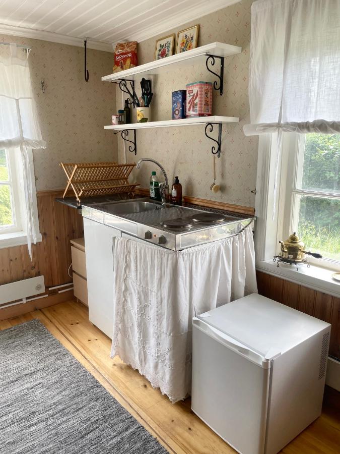 Country Escape, Cozy Village Cottage - B&B Falun