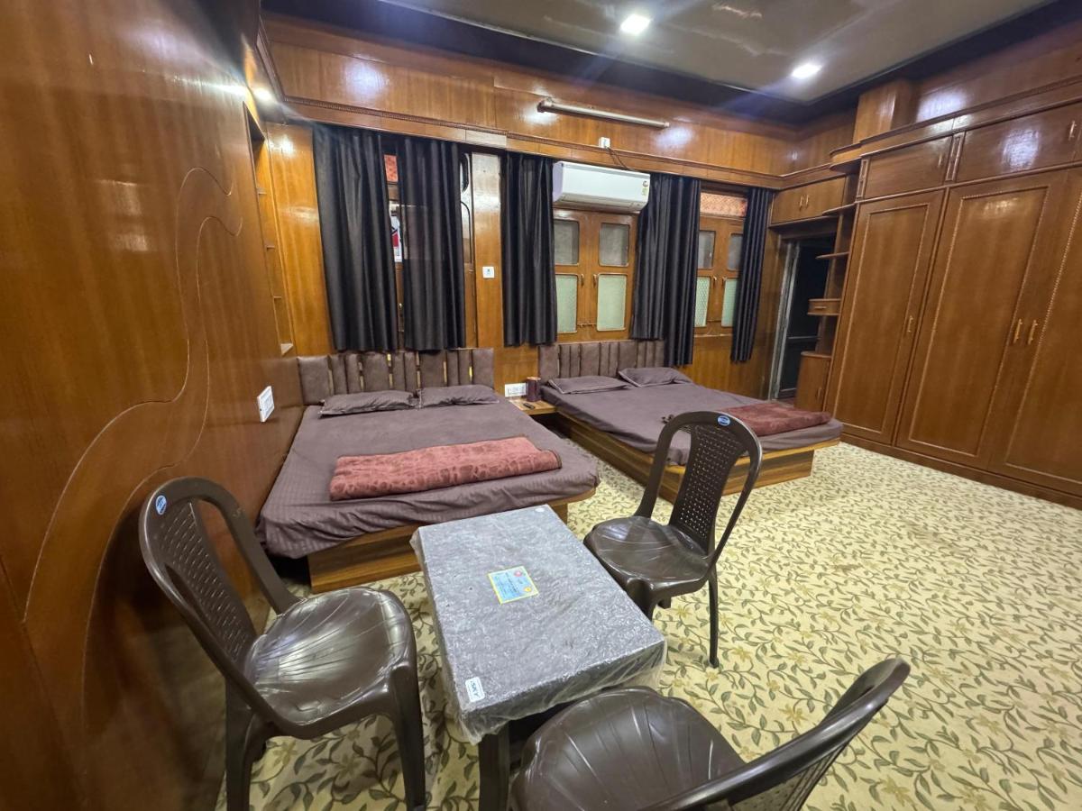 Perfect Homestay Ujjain - B&B Ujjain